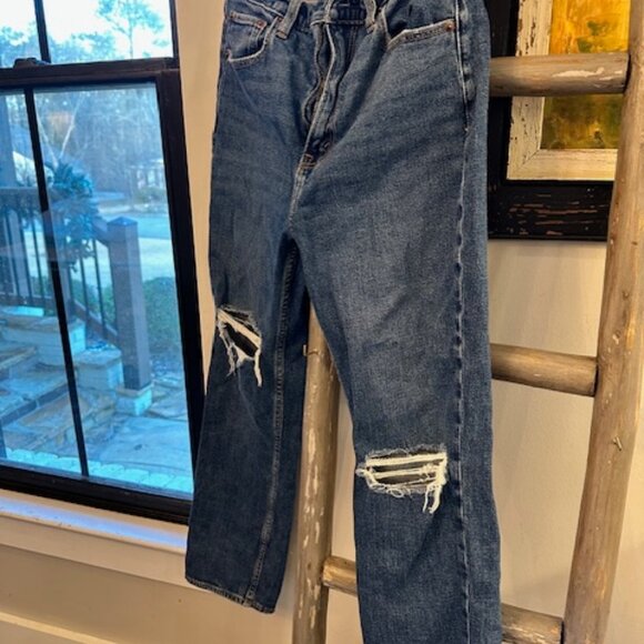 Abercrombie & Fitch Ultra High Rise Ankle Straight Jeans – Women’s 28 / 6R - Picture 4 of 4